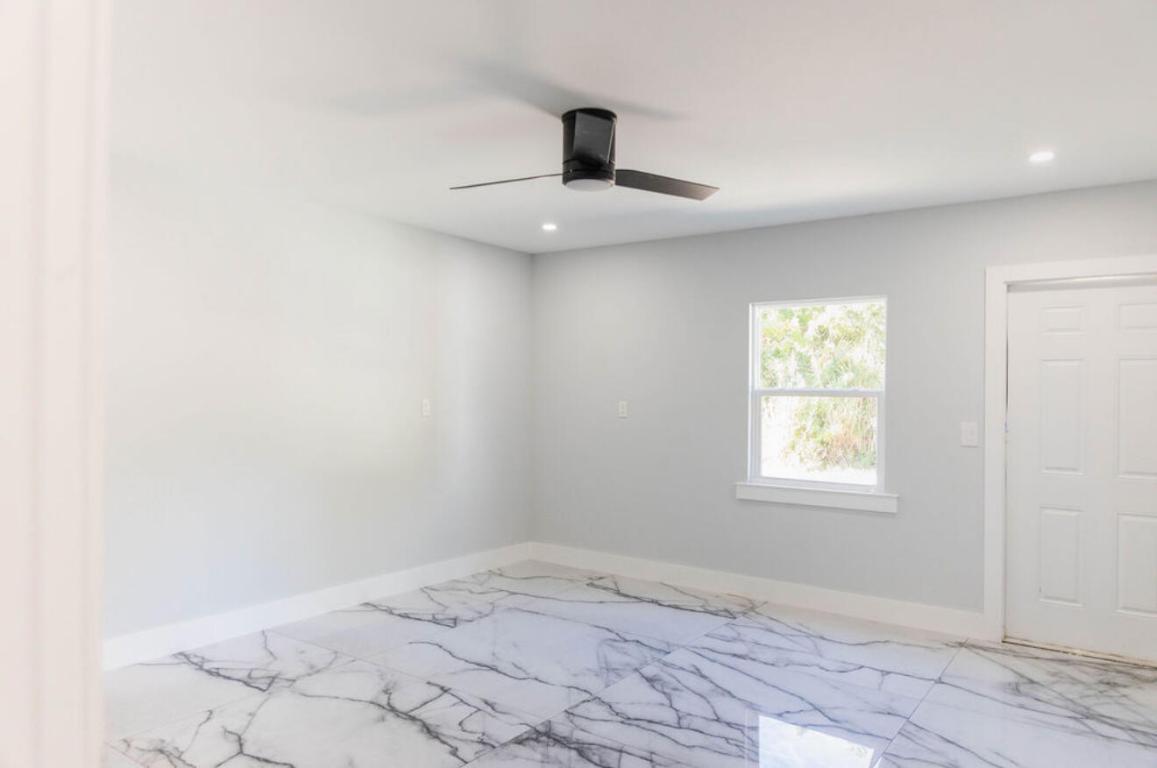 METES AND BOUNDS - Residential