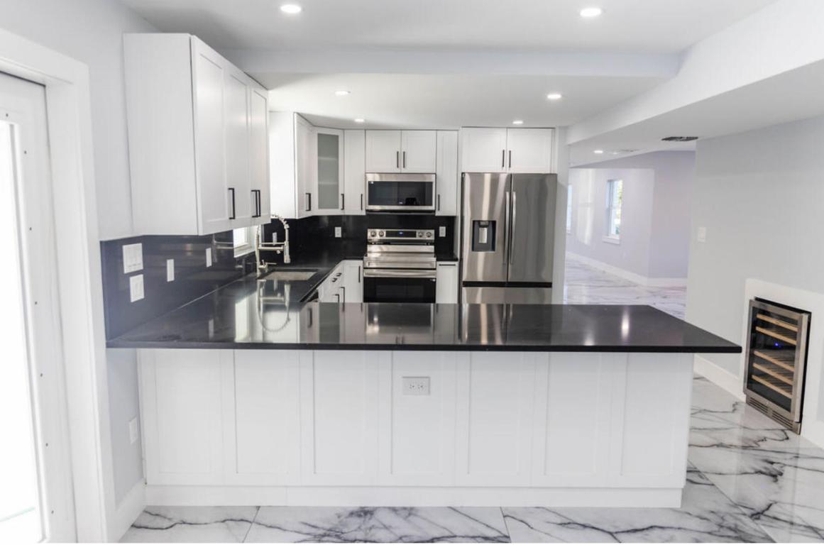 METES AND BOUNDS - Residential