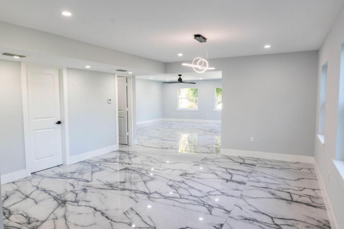 METES AND BOUNDS - Residential