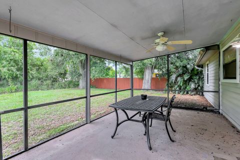 A home in Port St Lucie