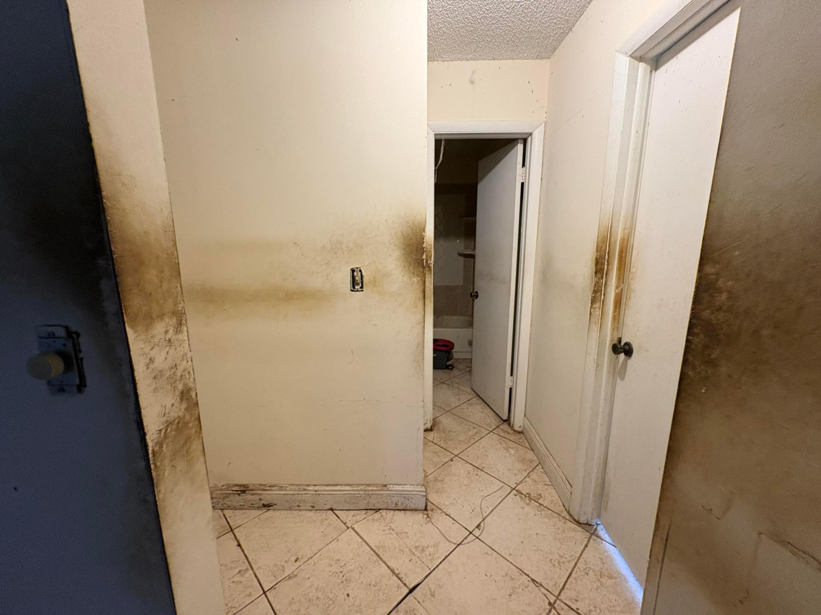 LAKEWOOD ON THE GREEN SEC 2 - Residential