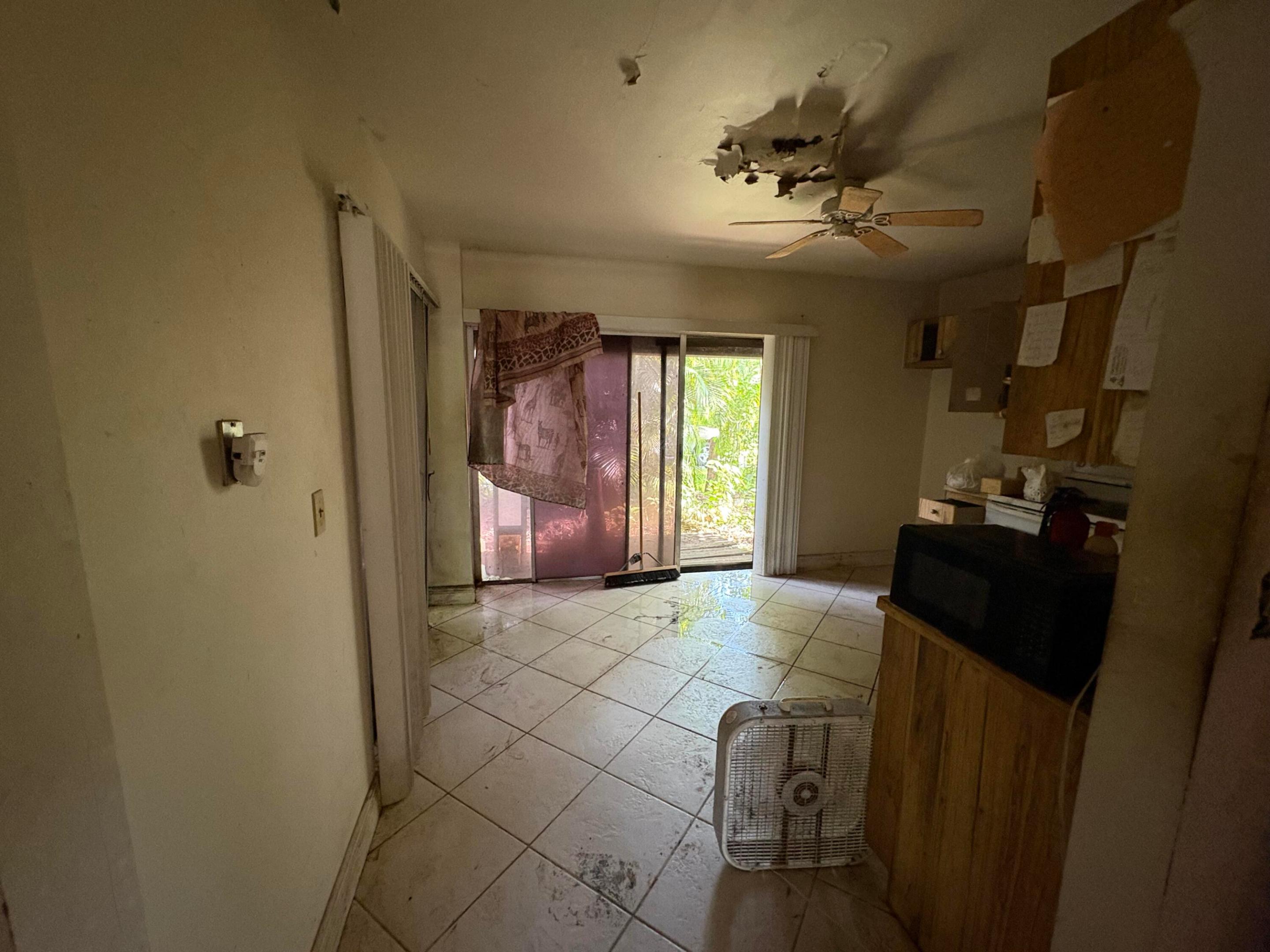 LAKEWOOD ON THE GREEN SEC 2 - Residential