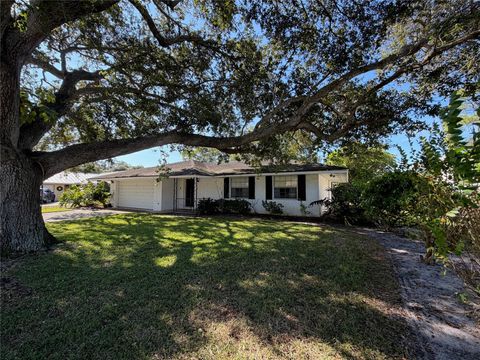 1325 40th Avenue Vero Beach FL 32960