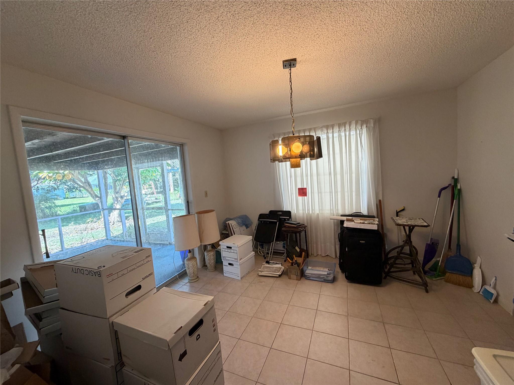 Phyl-Ann - Residential