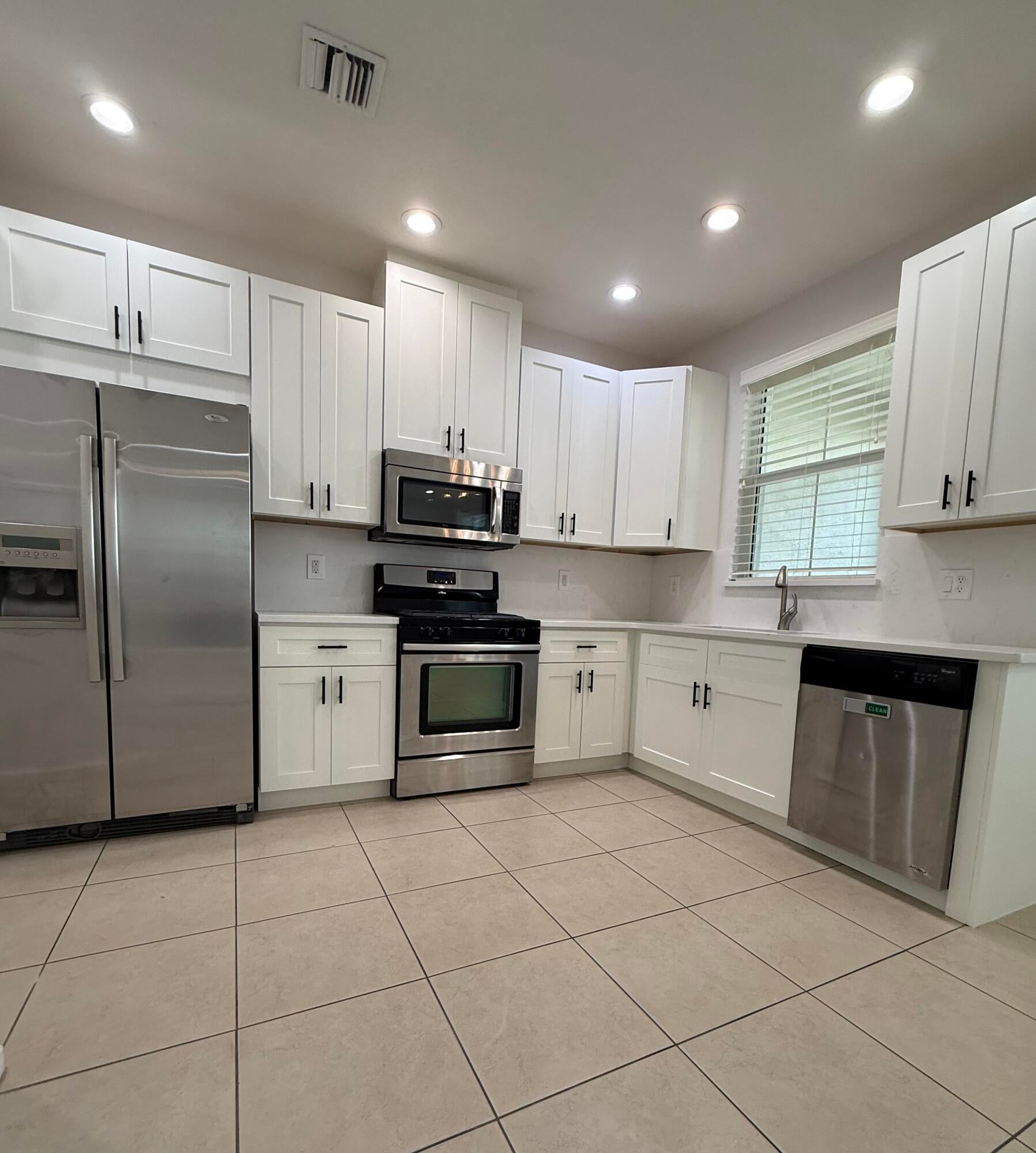 3330 NW 124th Way 3330
