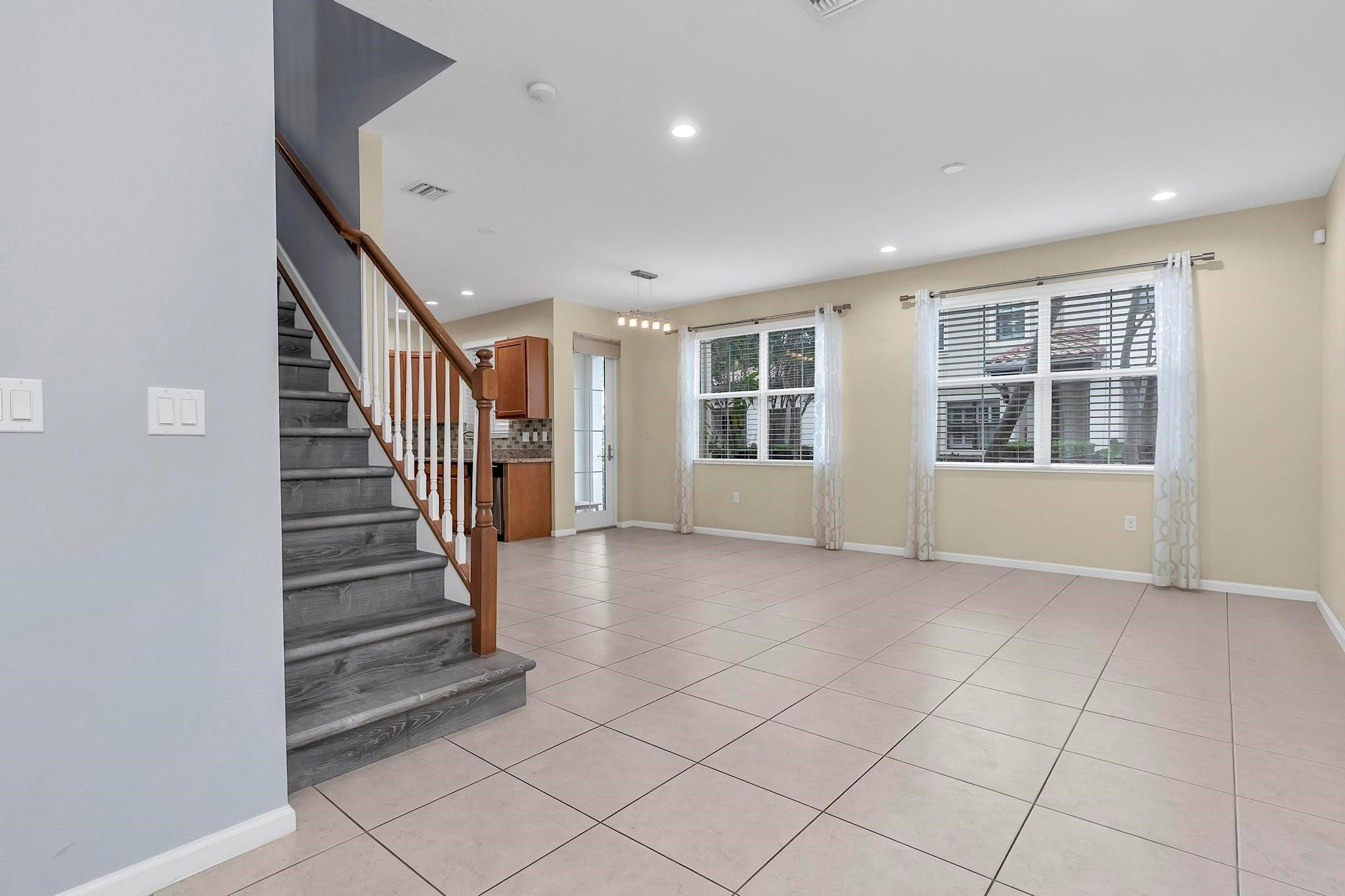 Artesia - Residential