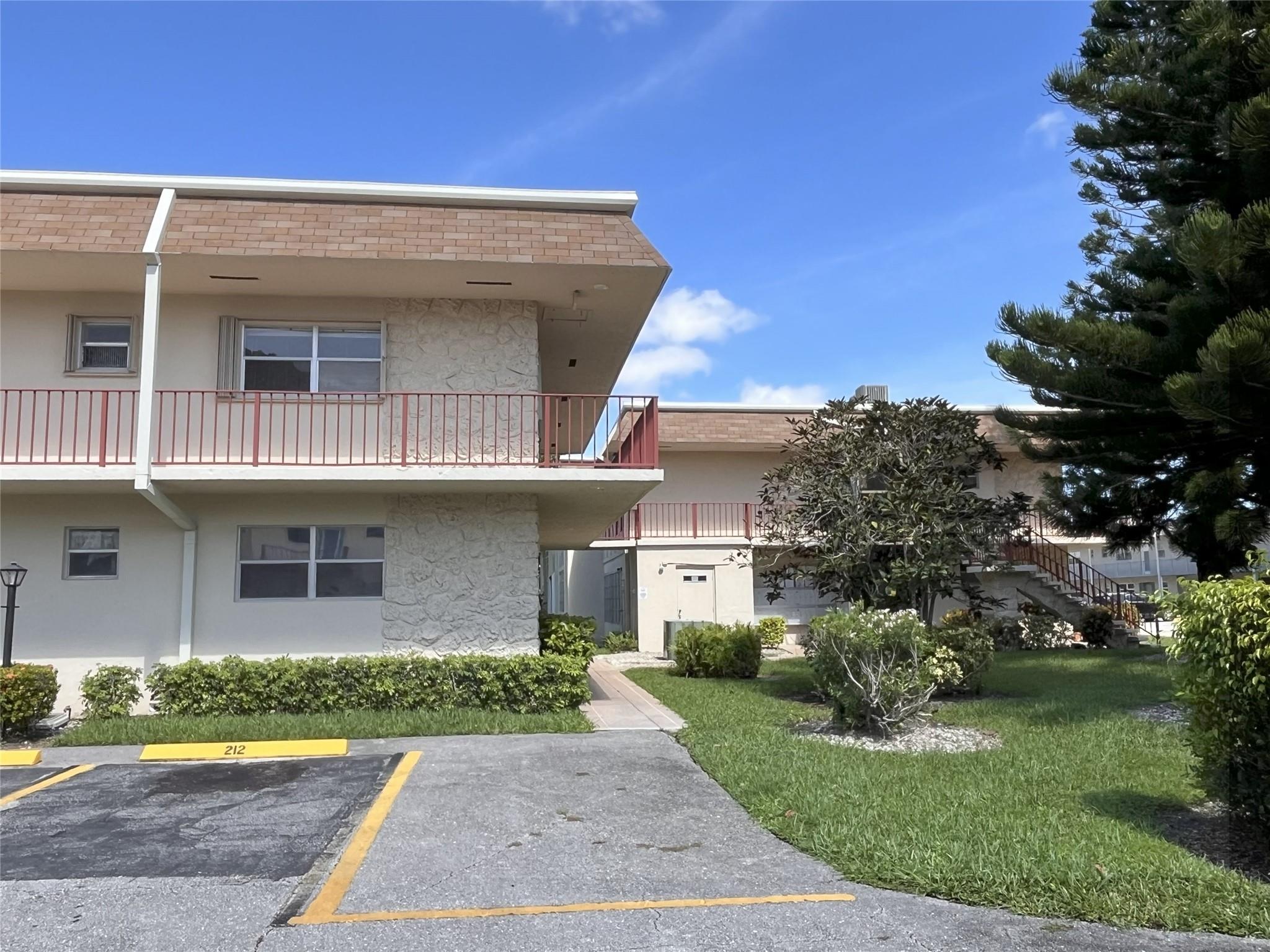 Oxford Condominium - Residential