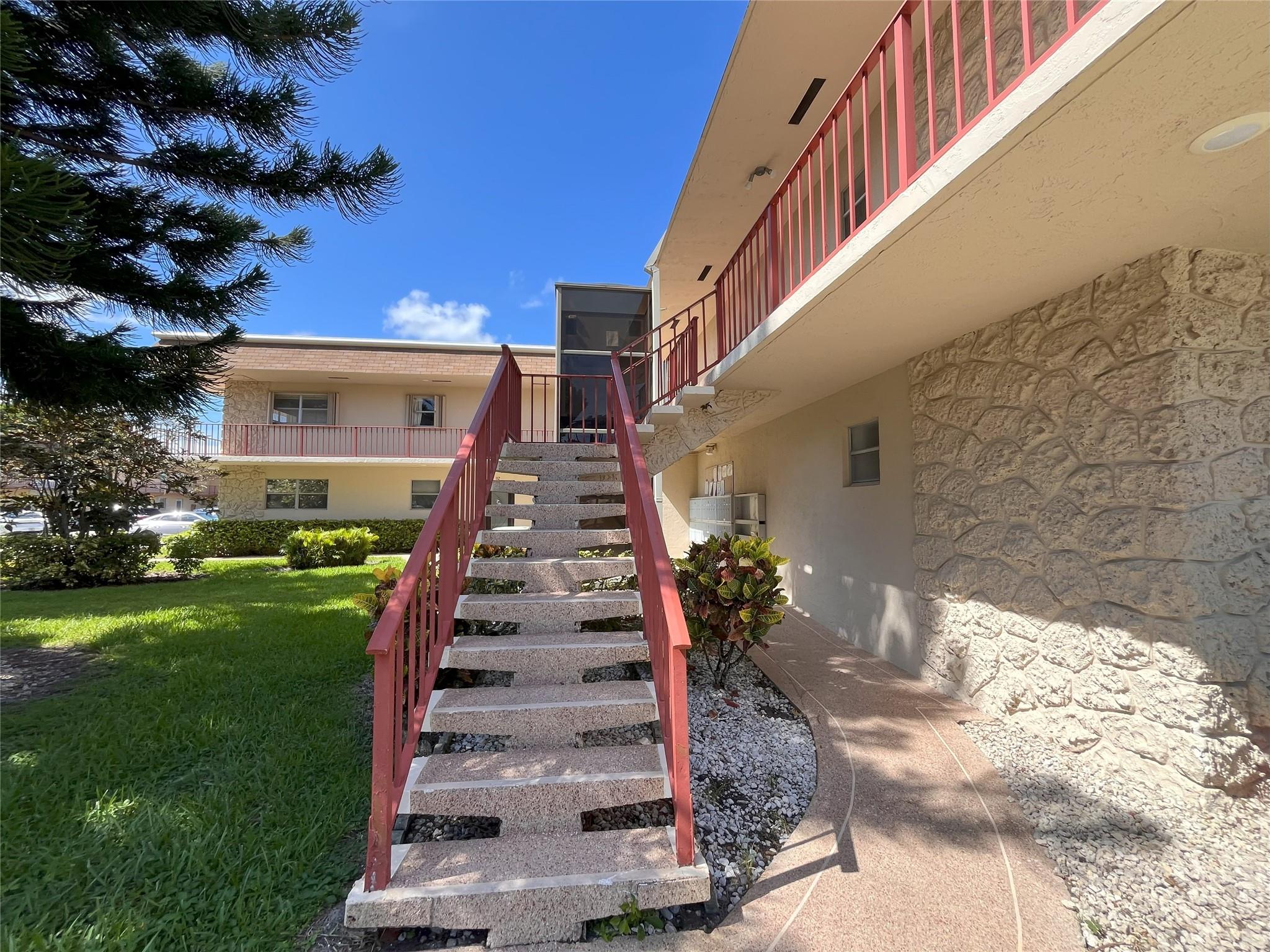 Oxford Condominium - Residential