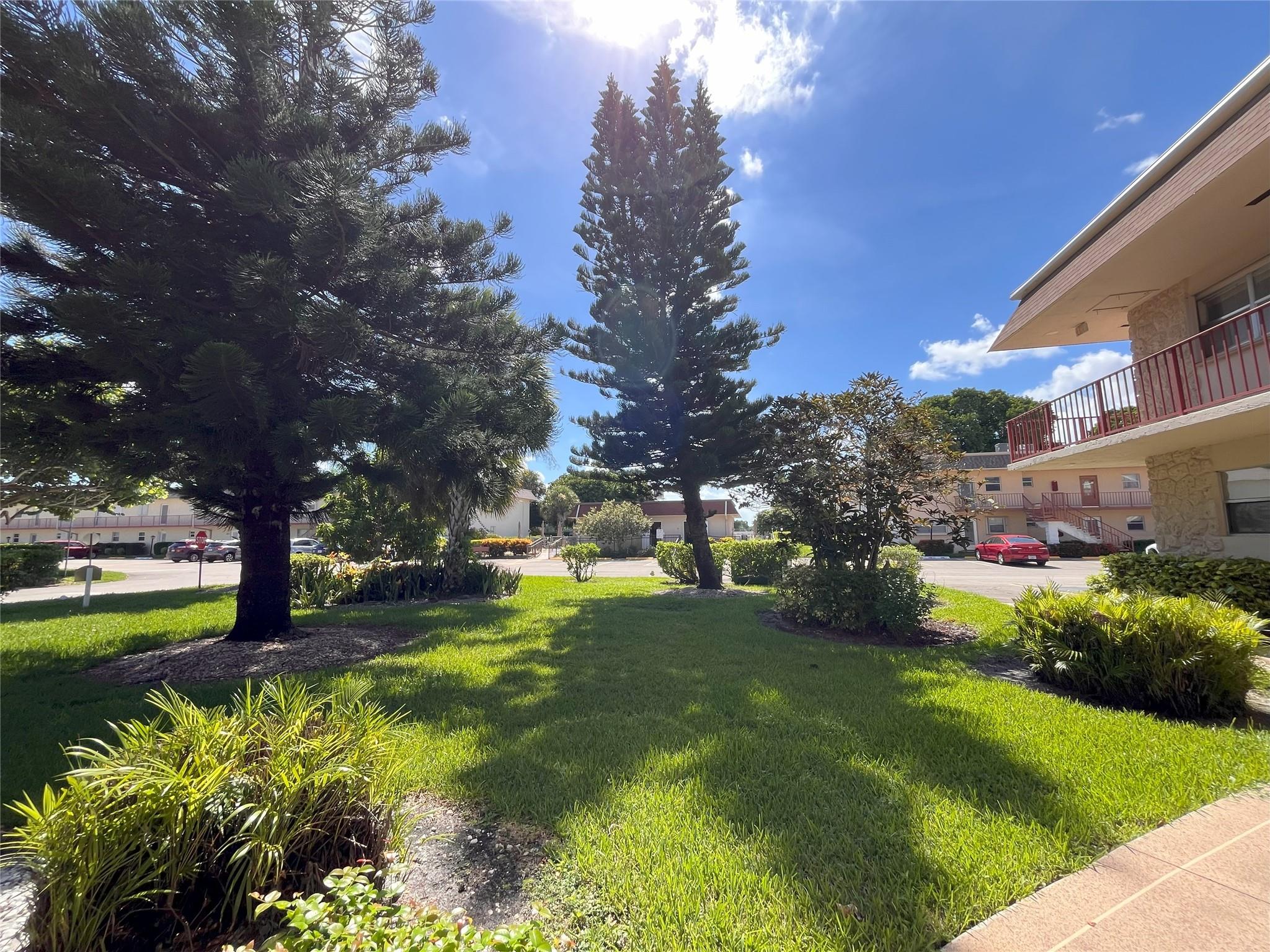 Oxford Condominium - Residential