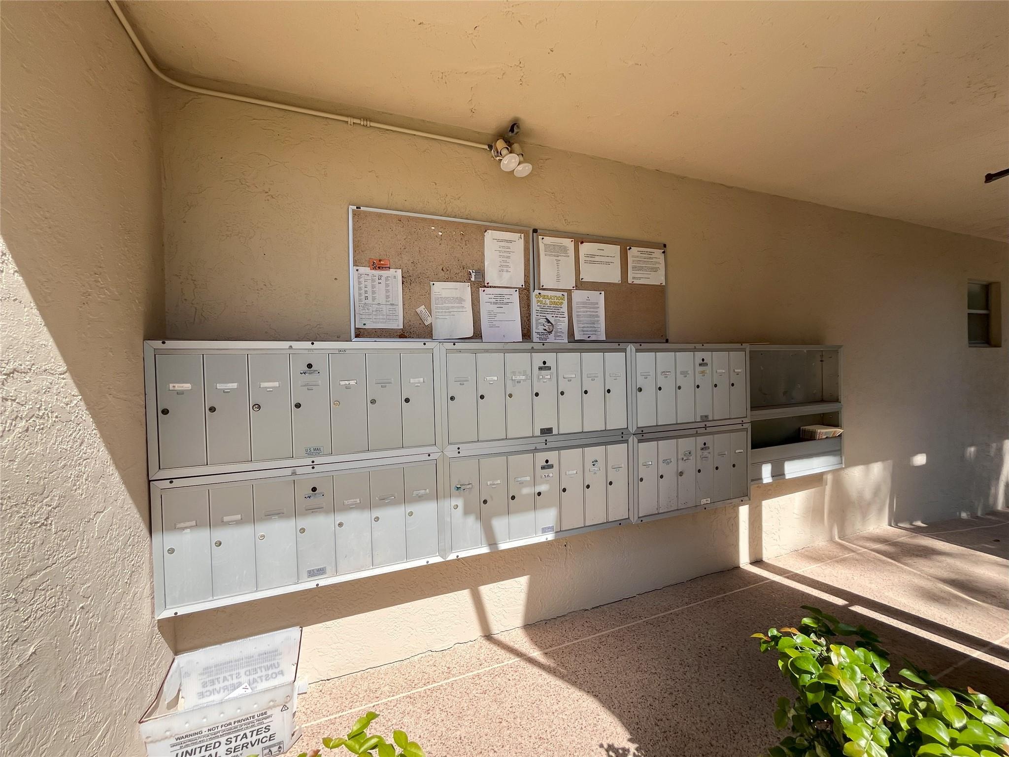 Oxford Condominium - Residential