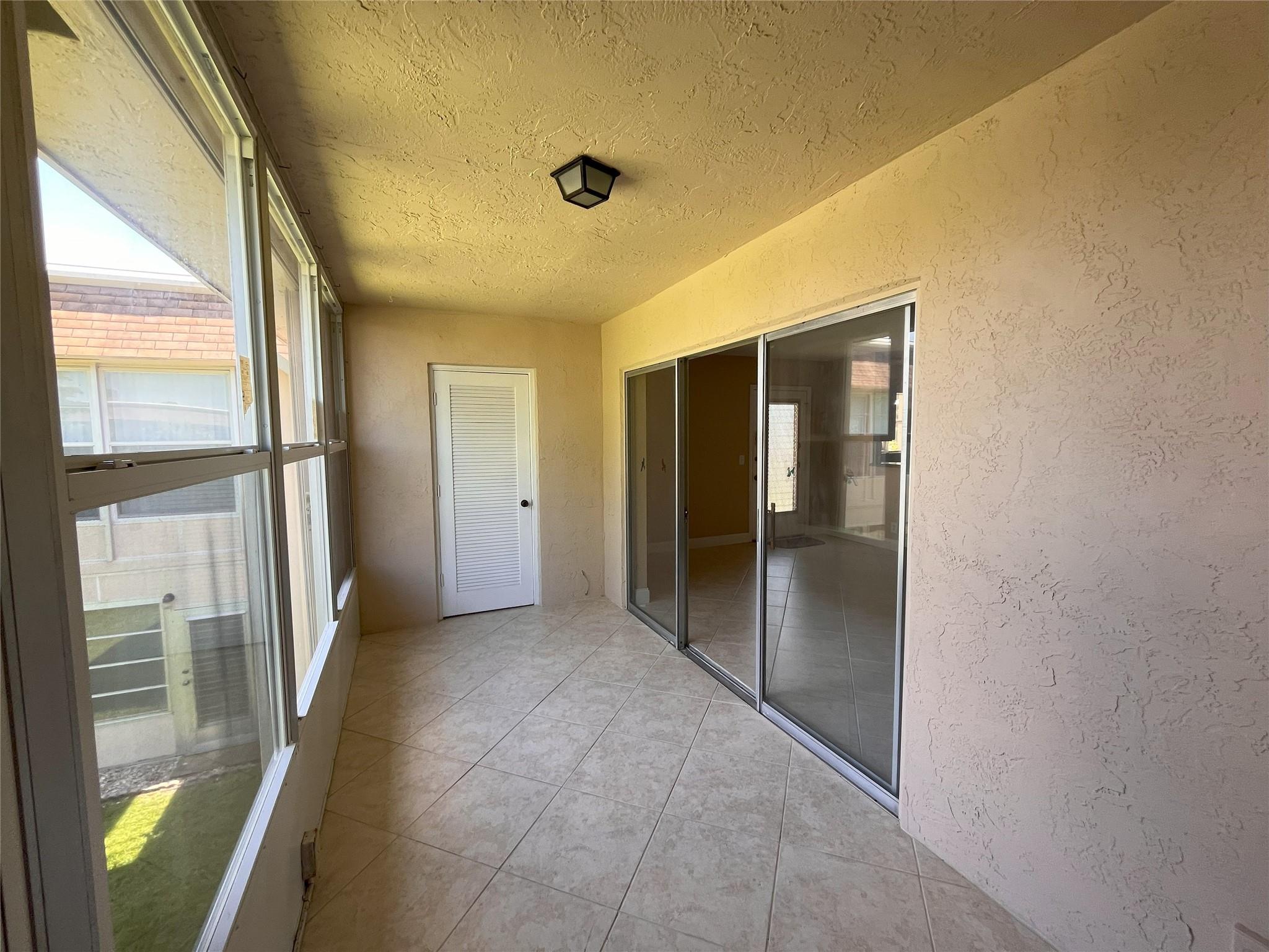 Oxford Condominium - Residential