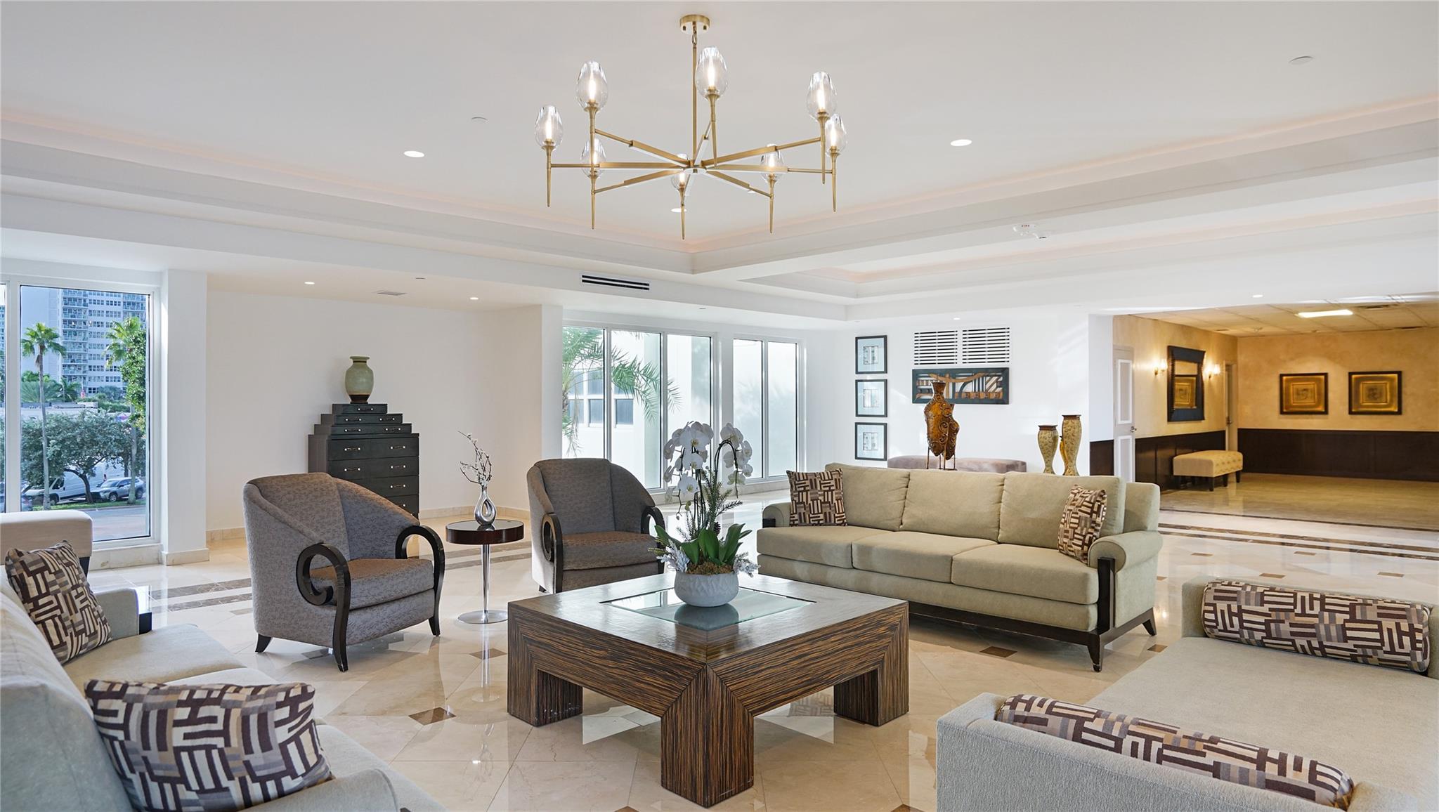 Southpoint Condominium - Residential