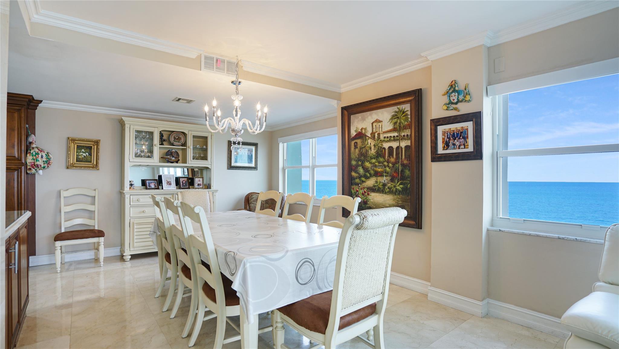 Southpoint Condominium - Residential