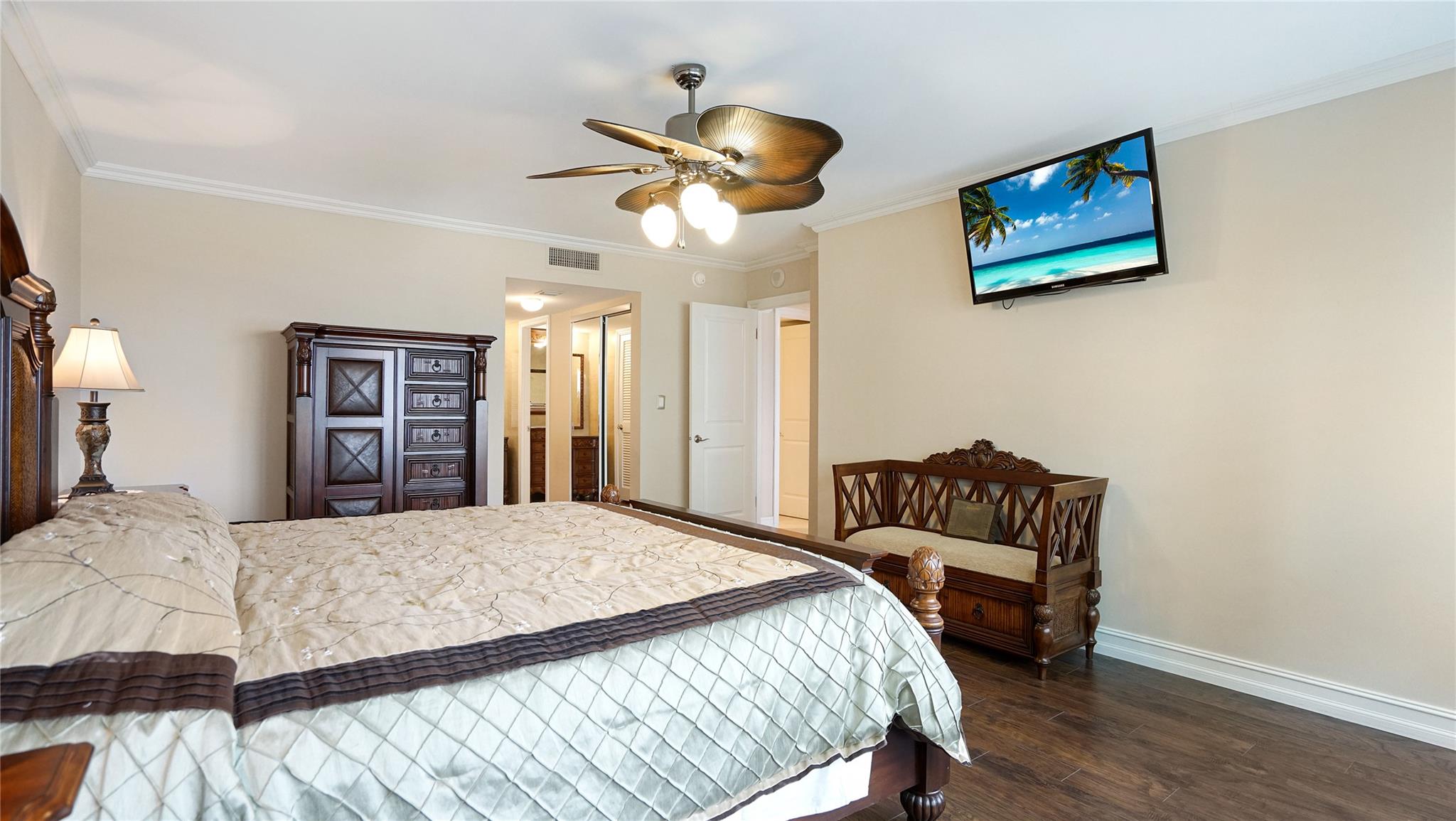 Southpoint Condominium - Residential