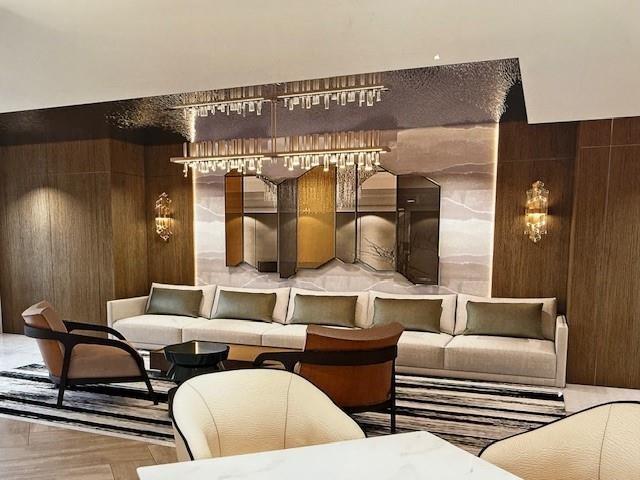 Southpoint Condominium - Residential