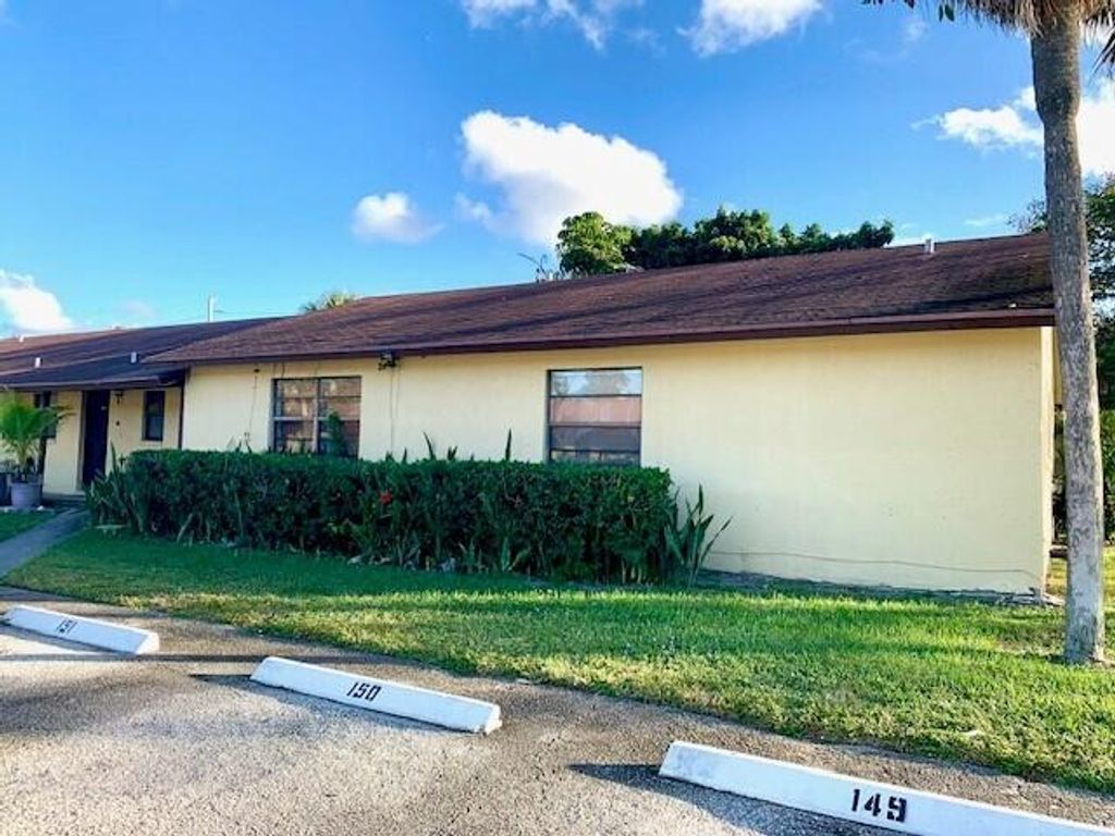 Photo of 468 Glenwood Drive, West Palm Beach, FL 33415 (MLS # R10942537)