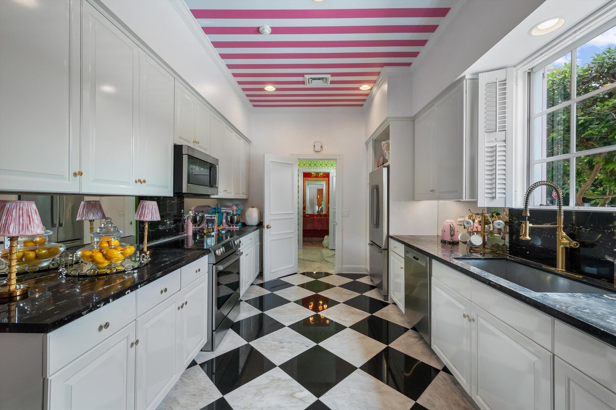 BAHAMA ADD IN - Residential Lease