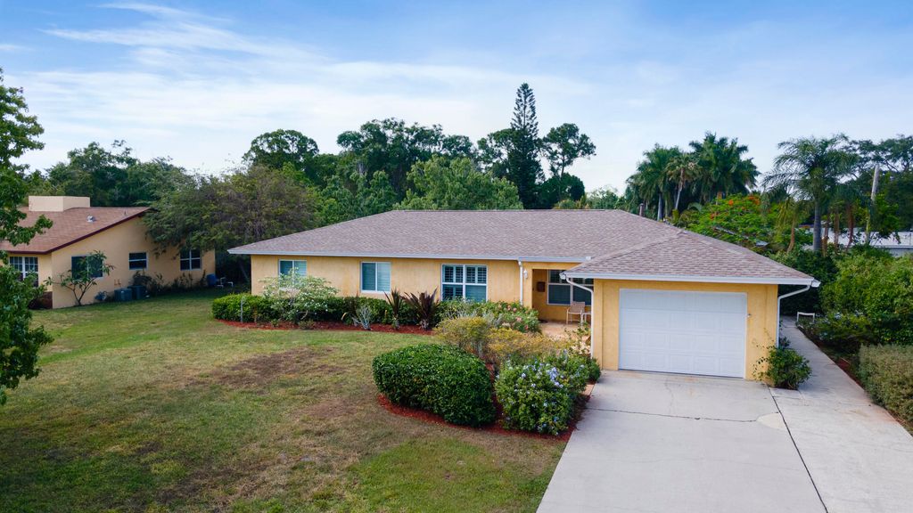 Photo of 5845 Urdea Road Rd, Jupiter, FL 33458 (MLS # R10801341)