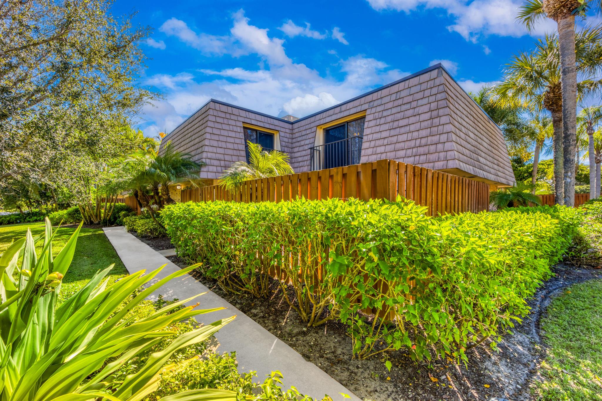 OCEAN COVE - Residential