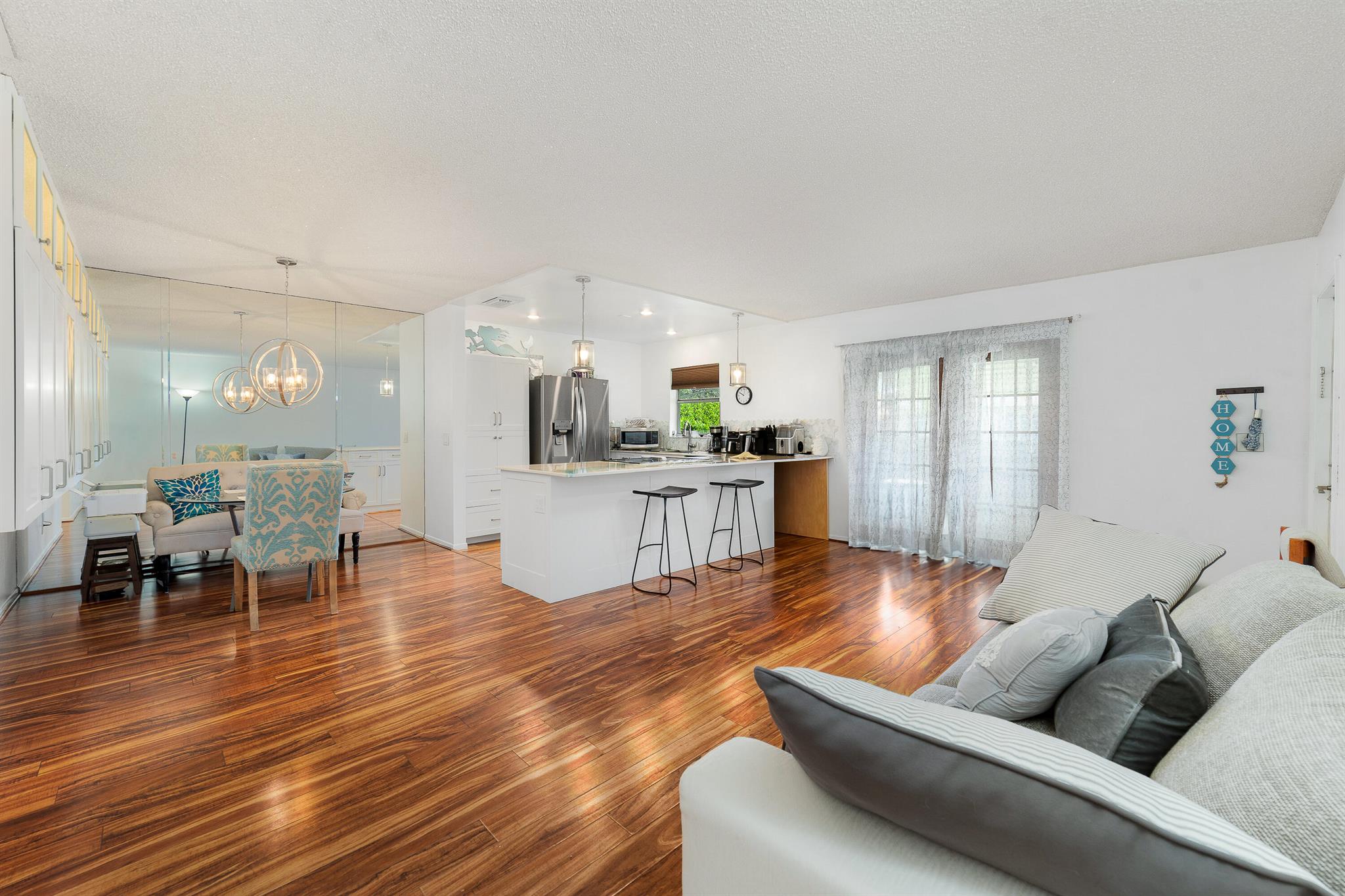 PINE POINT VILLAS CONDO - Residential