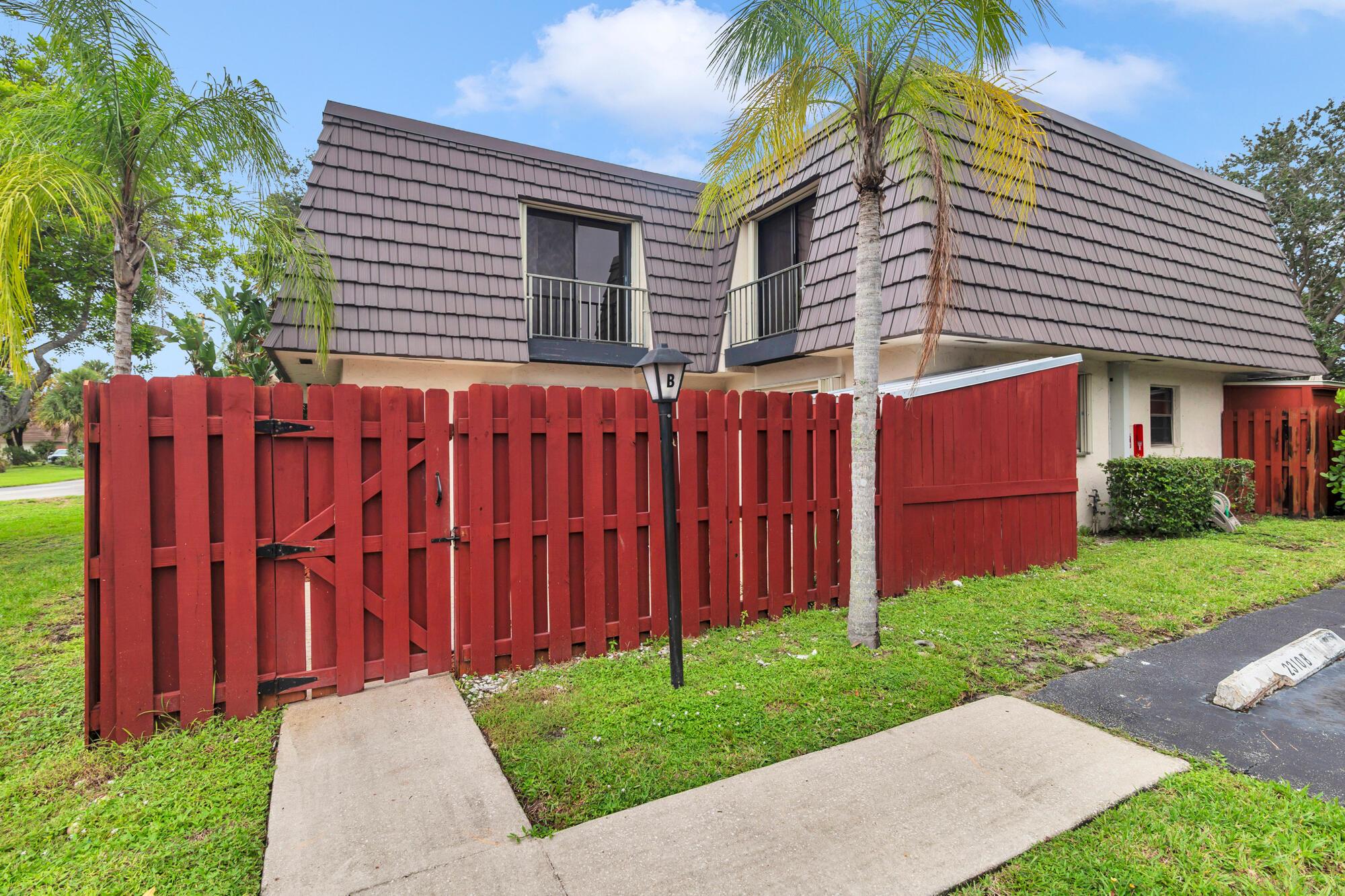 JUPITER LAKES TOWNHOMES C - Residential