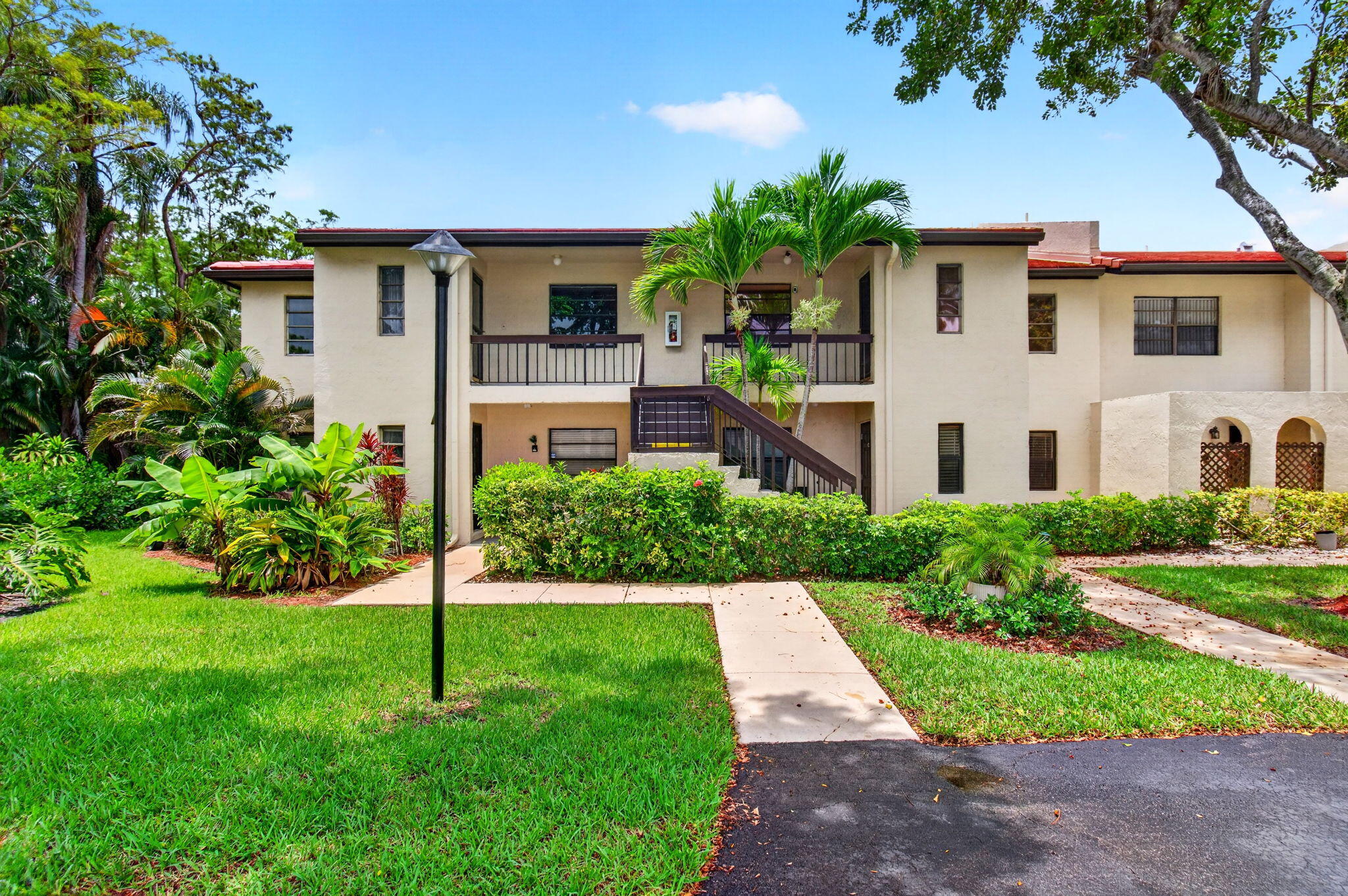 8460 Casa Del Lago, Boca Raton FL 33433