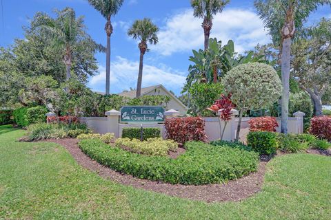 A home in Port St Lucie