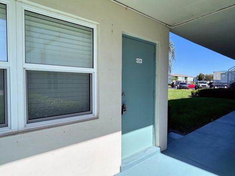 Photo of 680 Horizons W #108, Boynton Beach, FL 33435 (MLS # R11137072)