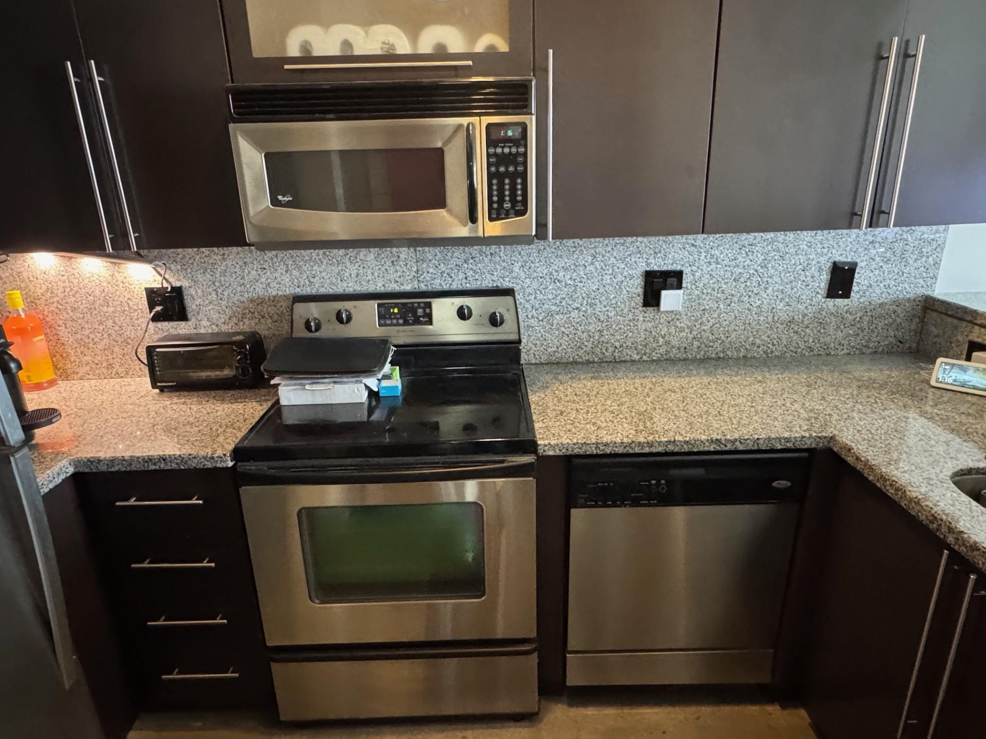 Baylofts Condo - Residential Lease