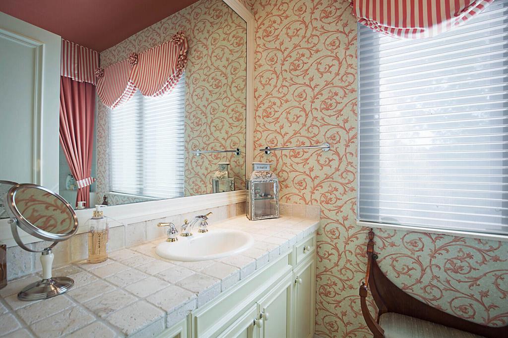 The Oaks - Residential