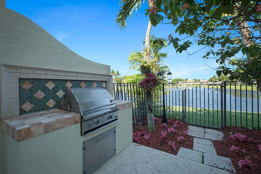 The Oaks - Residential