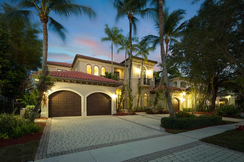 Photo of 17554 Middlebrook Way, Boca Raton, FL 33496 (MLS # R10798043)