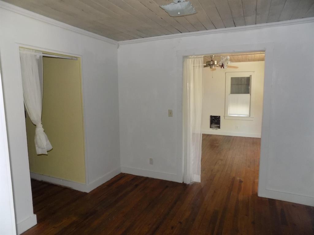 JACK FOSTER'S S/D - Residential