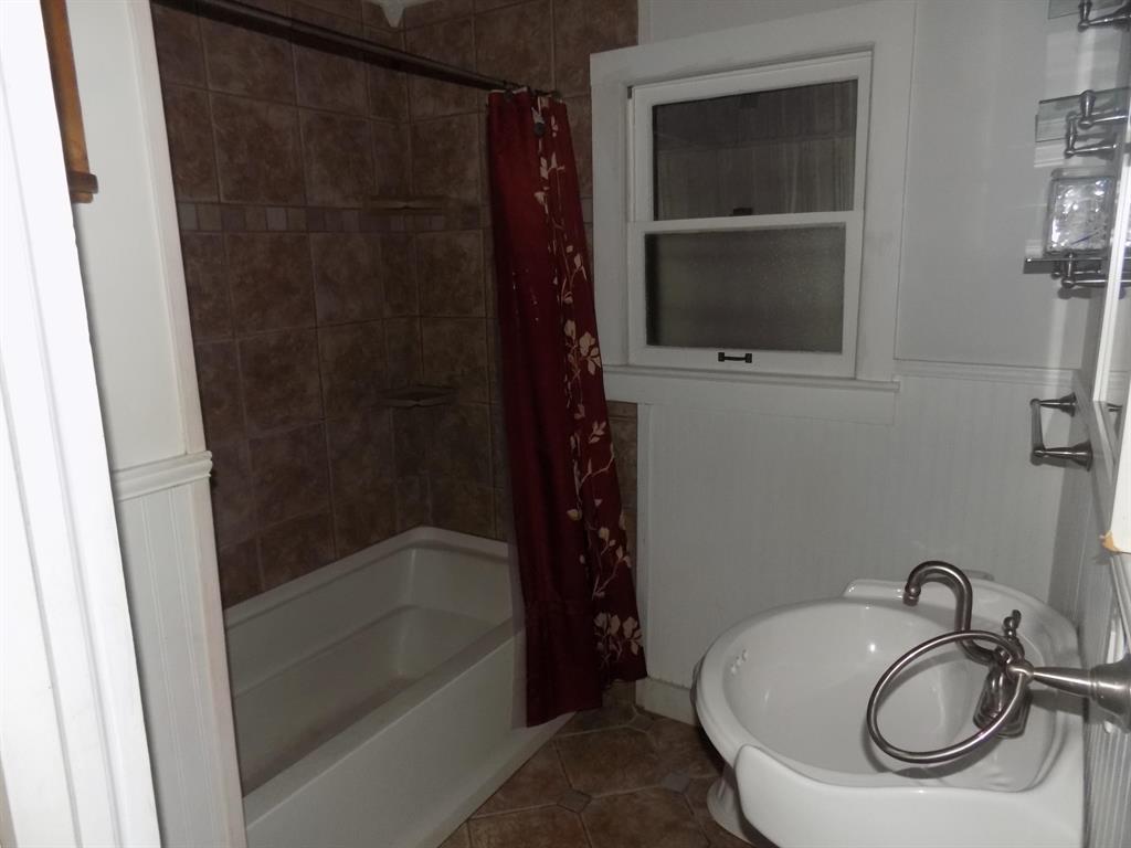 JACK FOSTER'S S/D - Residential