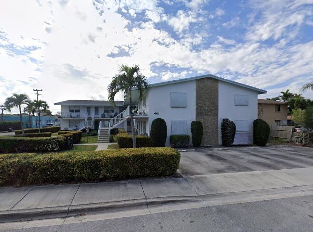 Photo of 401 N J Street #Apt 12, Lake Worth Beach, FL 33460 (MLS # R11162962)
