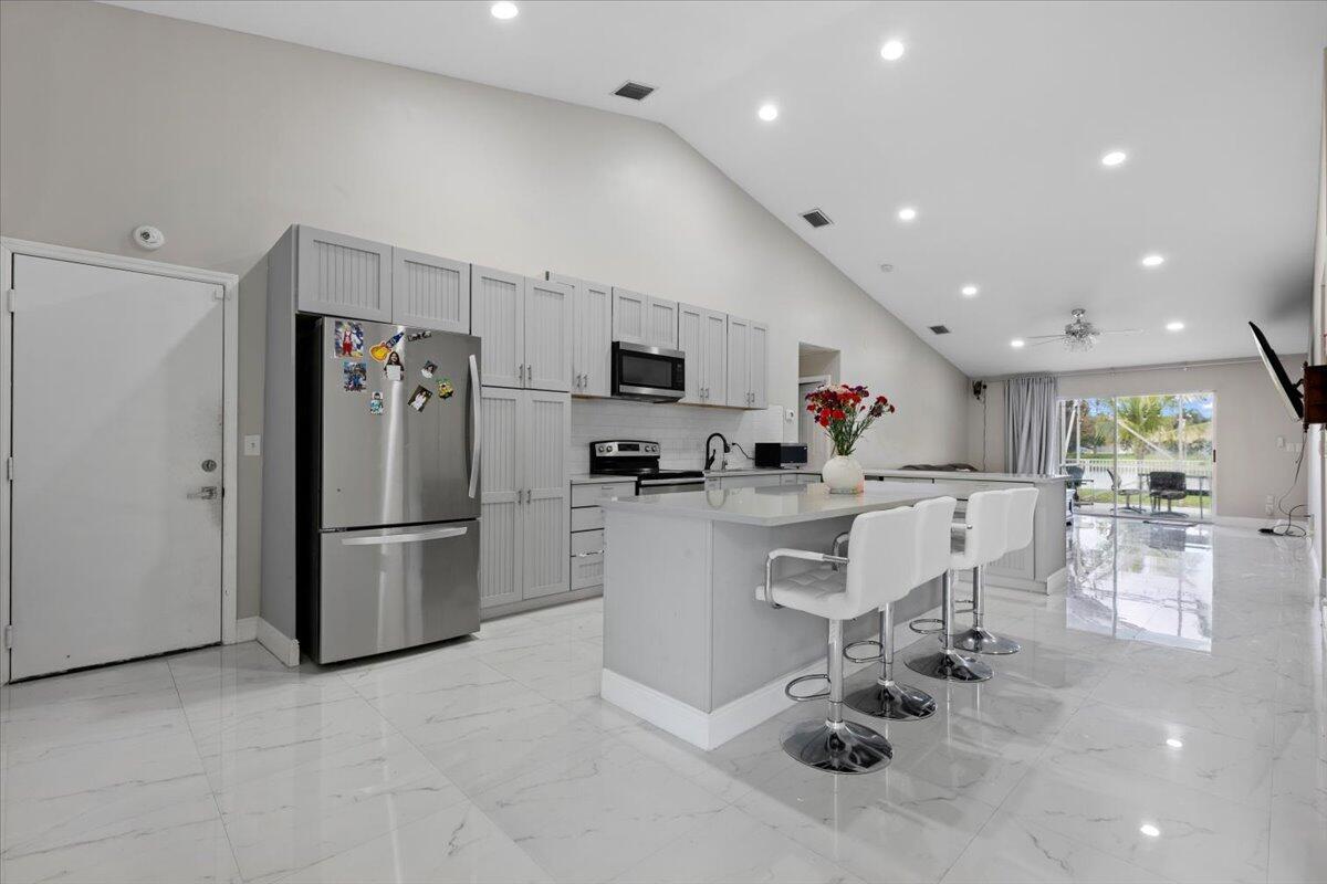 7408 Heathley Drive