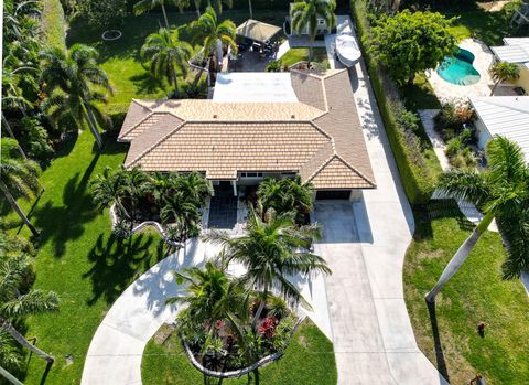 112 SW 24th Ave Boynton Beach FL 33435