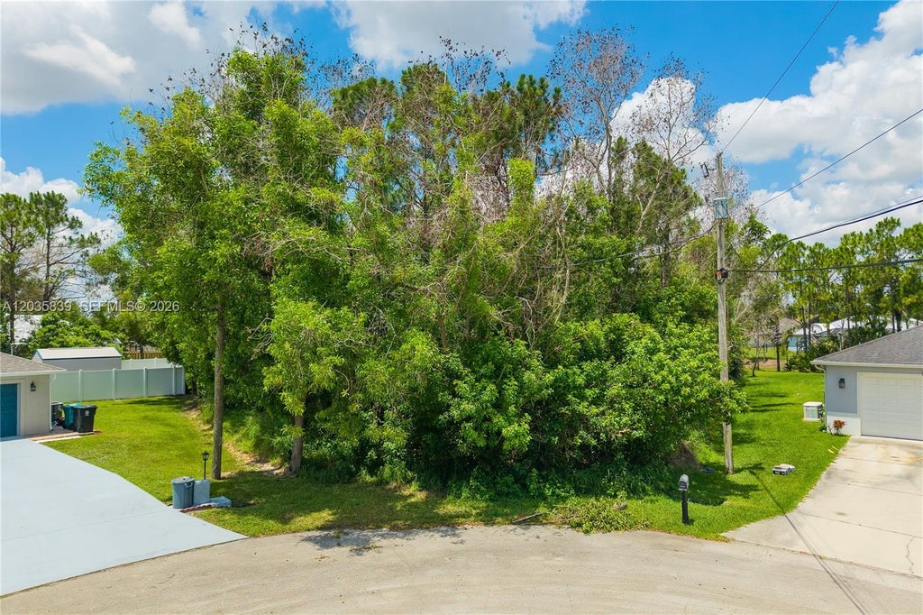 Photo of 5501 Chapel Court, Port Saint Lucie, FL 34986 (MLS # A12035839)