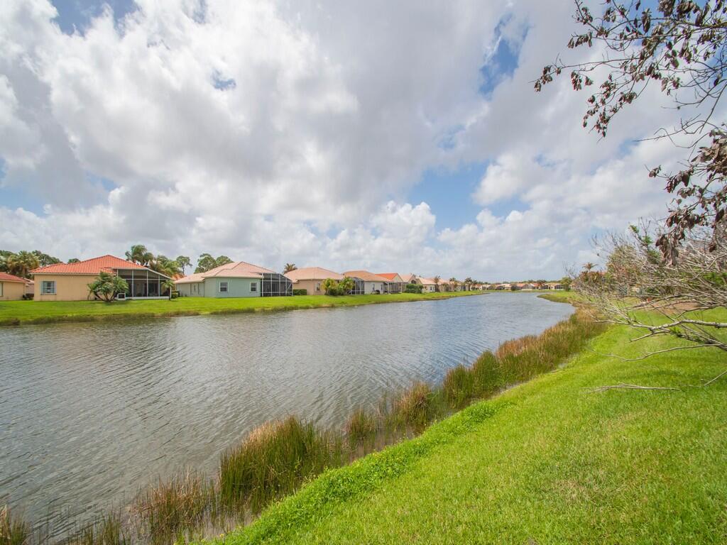 CASCADES AT ST LUCIE WEST PHASE 5 - Residential