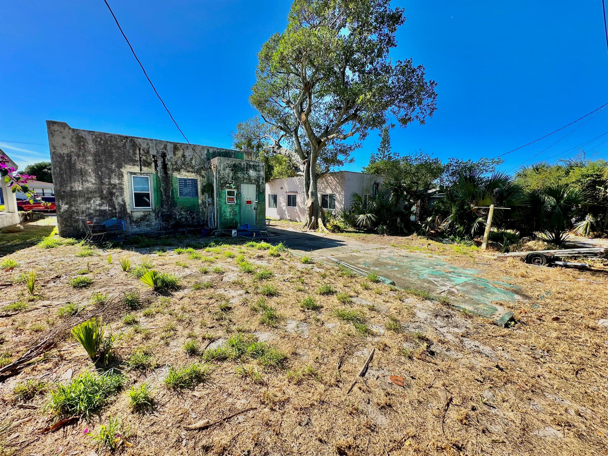 MONROE HEIGHTS - Residential