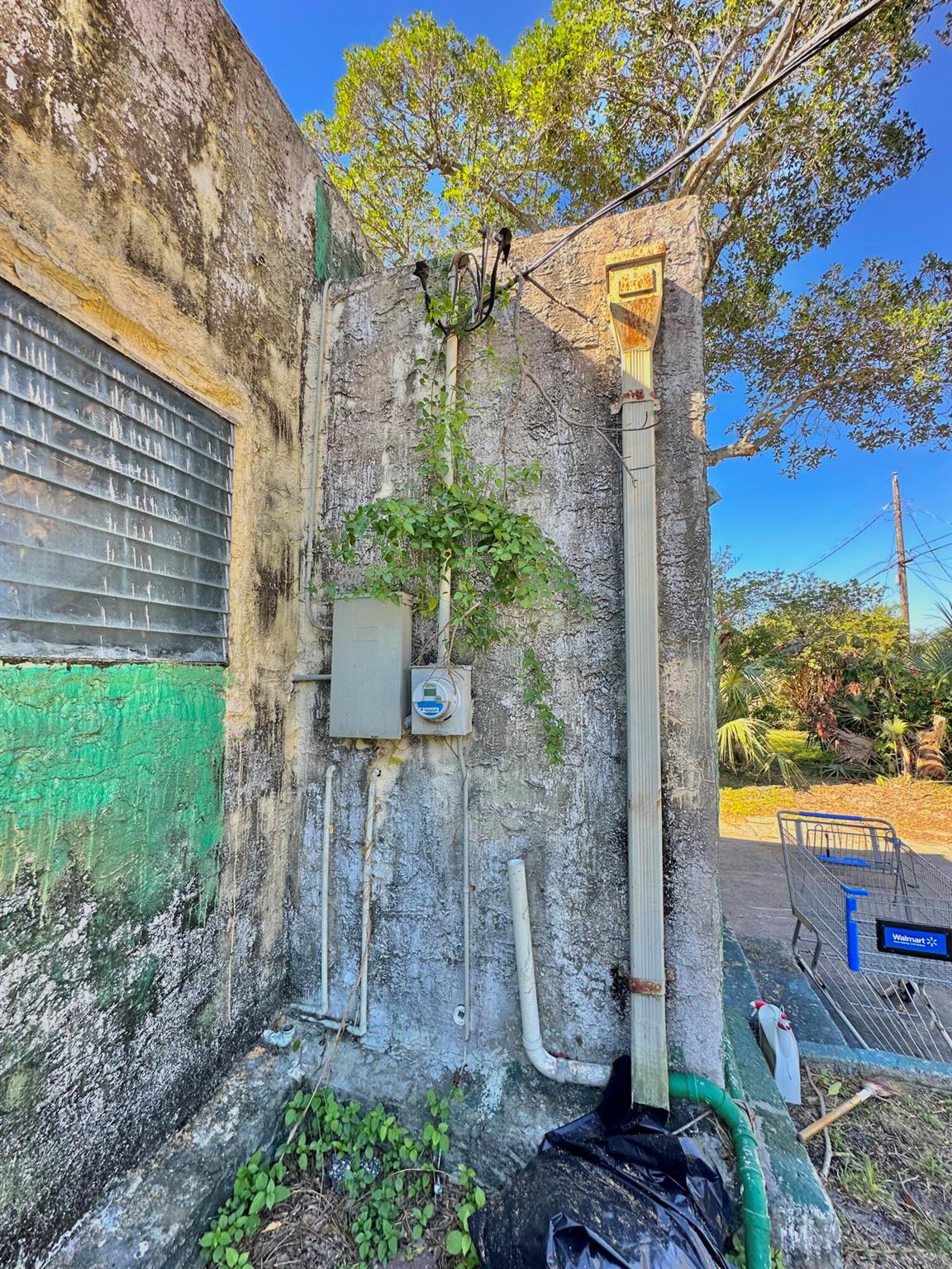 MONROE HEIGHTS - Residential