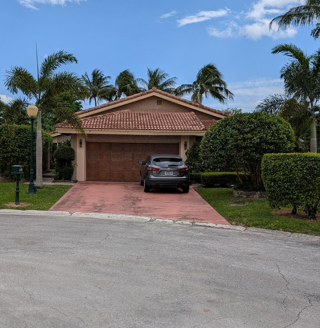 Photo of 21089 Brookshire Terrace, Boca Raton, FL 33433 (MLS # B26018401)