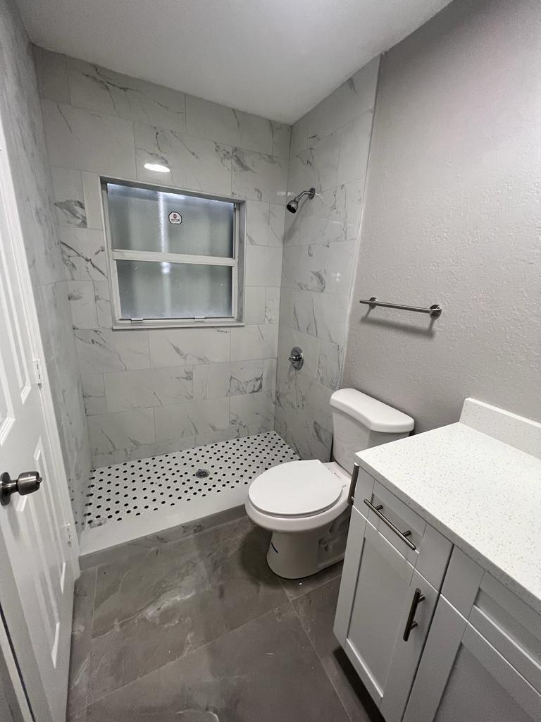 ROLLING GREEN RIDGE 1ST ADD - Residential Lease