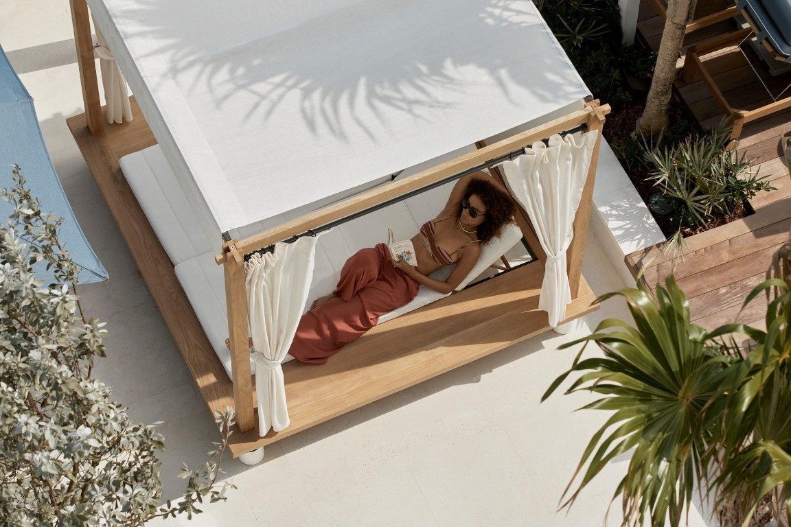 Four Seasons - Residential