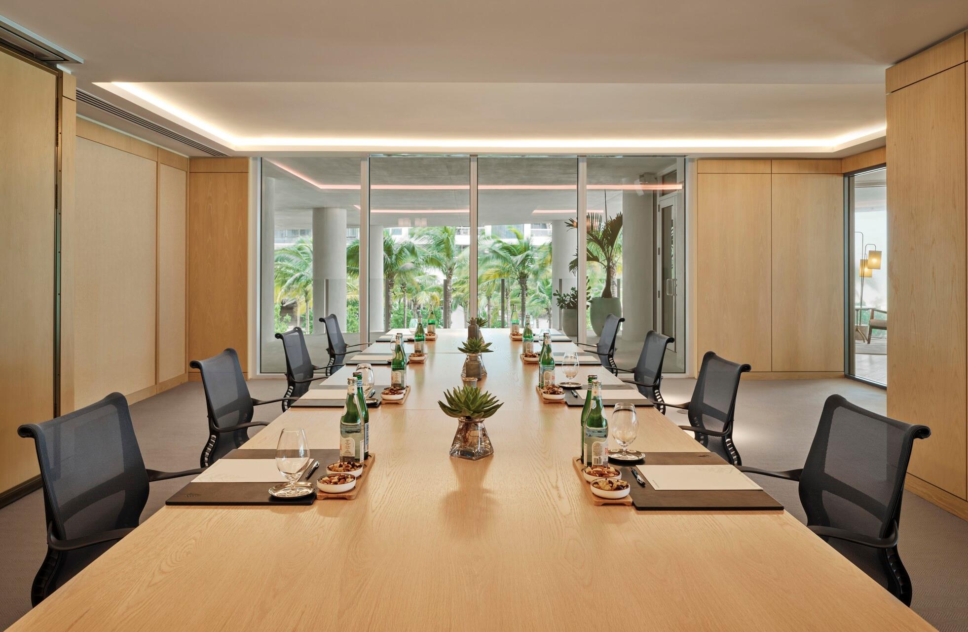 Four Seasons - Residential