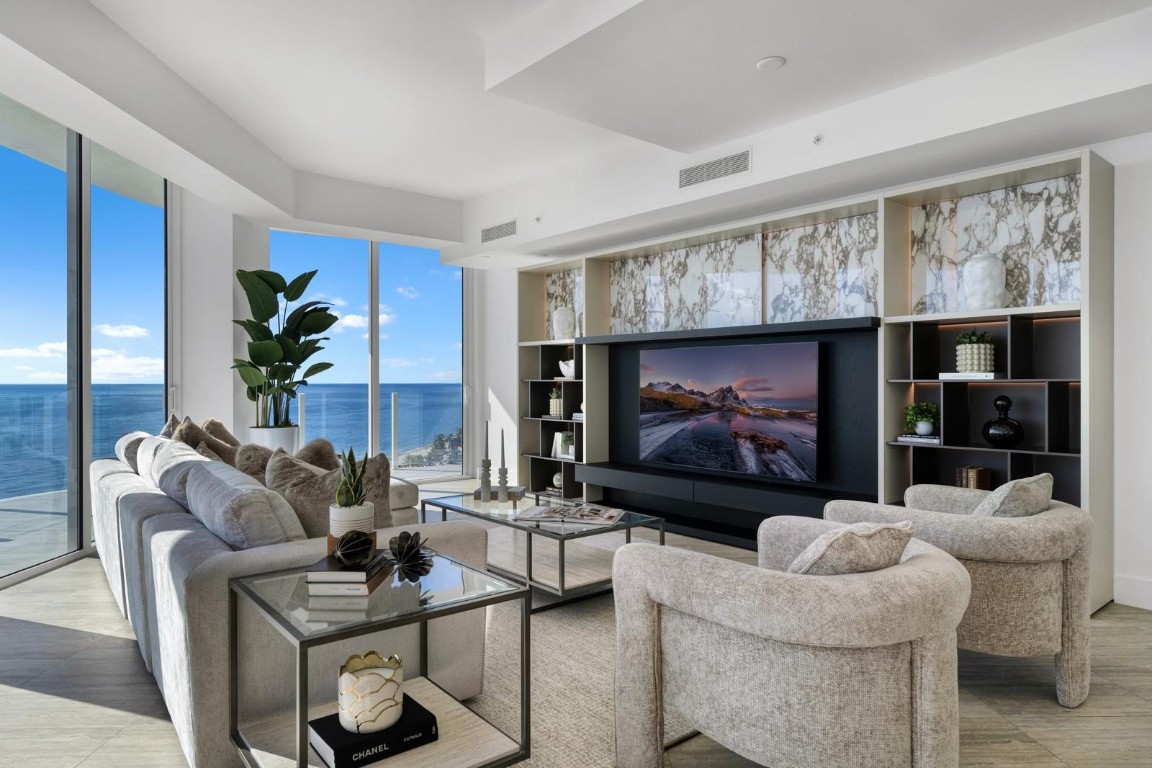 Four Seasons - Residential