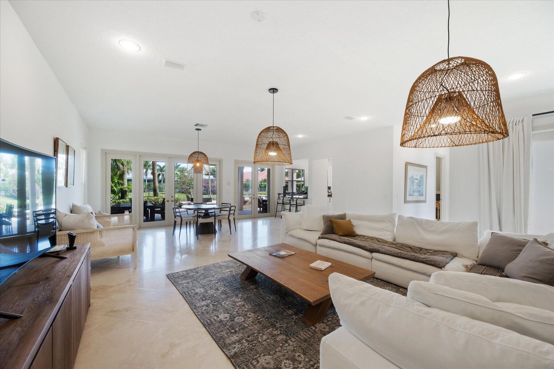 ISLES AT WELLINGTON PL 4 - Residential