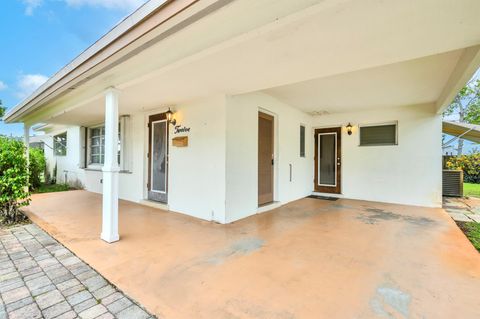 A home in Deerfield Beach