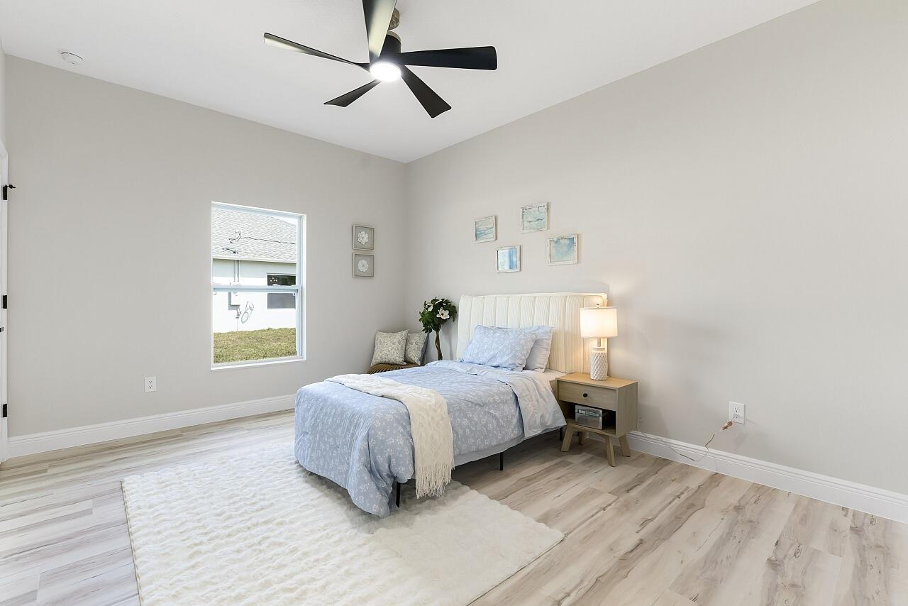 VERO LAKE ESTATES UNIT I - Residential