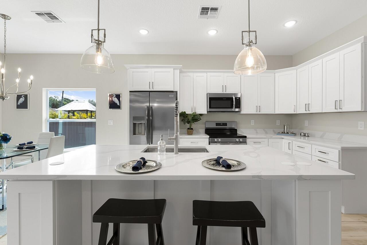 VERO LAKE ESTATES UNIT I - Residential